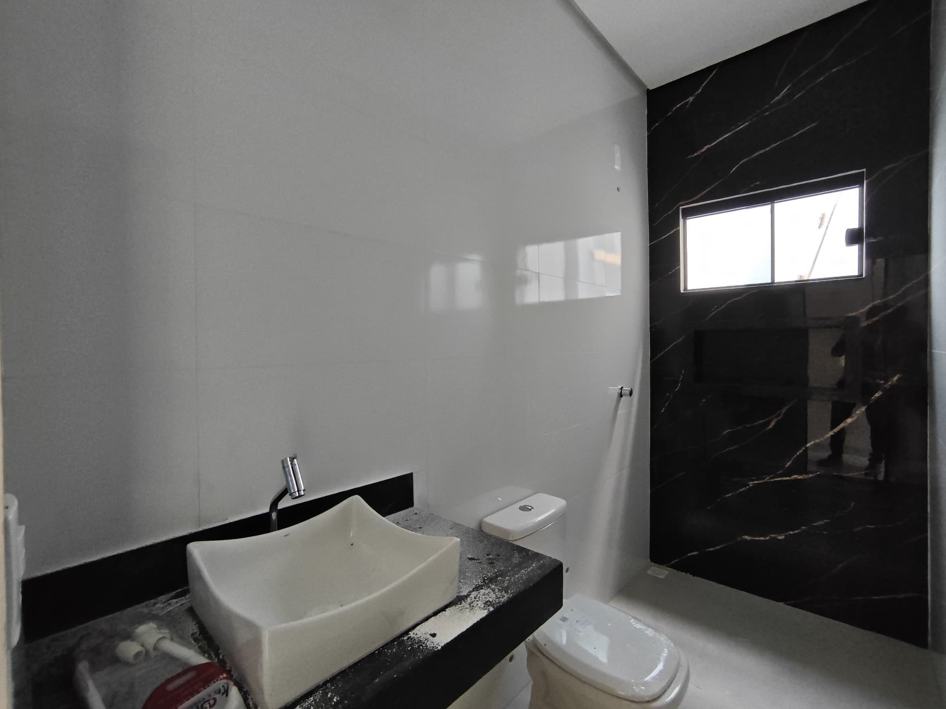 Casa de alto padrão com 2 quartos no Bertaville em Palmas