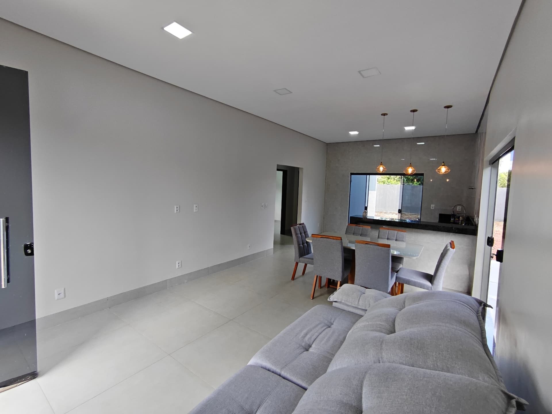 Casa 3 quartos com ilha gourmet e lote amplo na Arso 103 (1007 Sul)