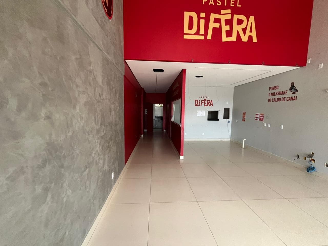 5 Salas comerciais no Aldeia Center – Diversas metragens, valores e localizações