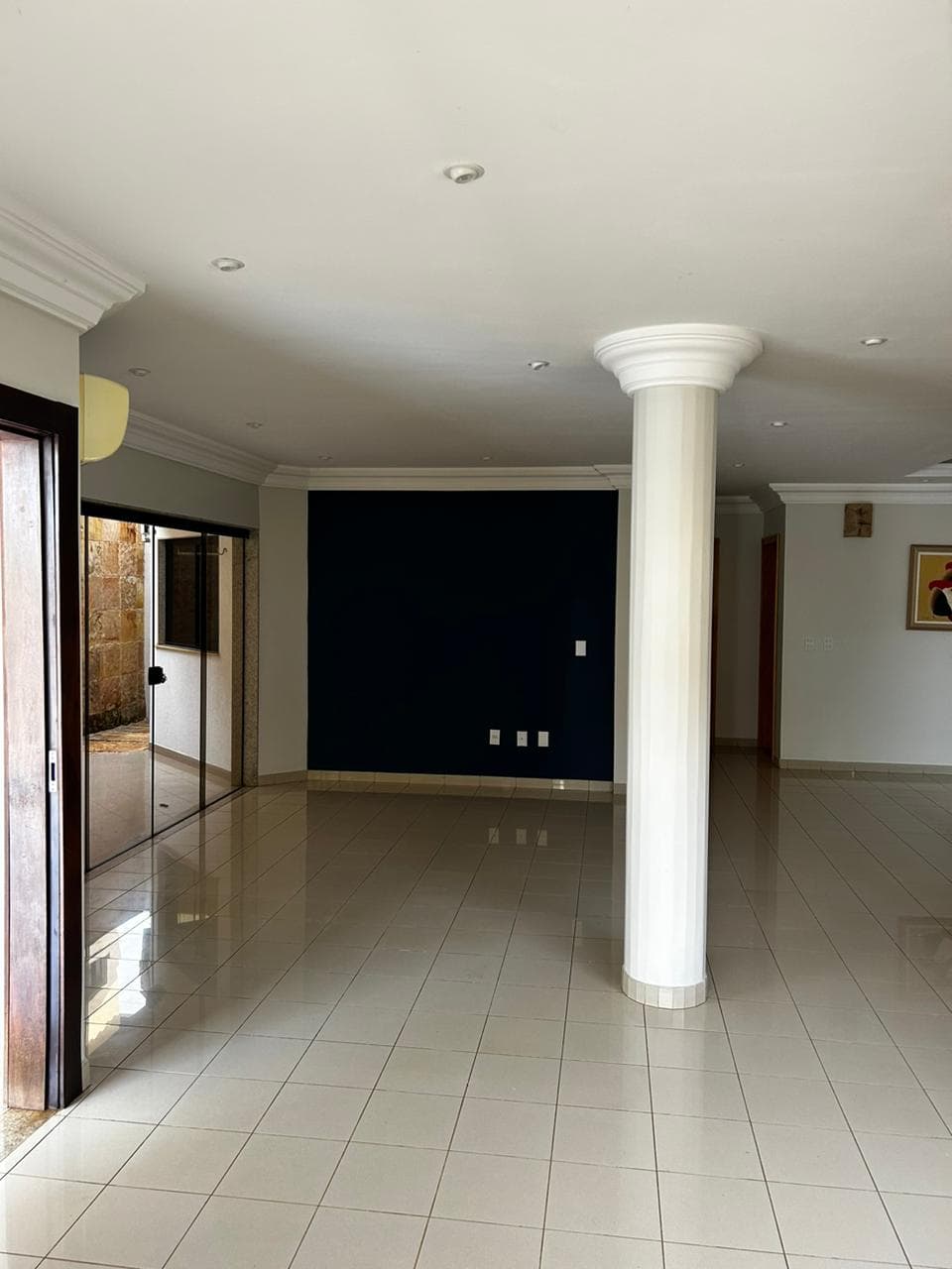Sobrado 4 suítes em condomínio na 404 Sul em Palmas – alto padrão com área gourmet e 6 vagas