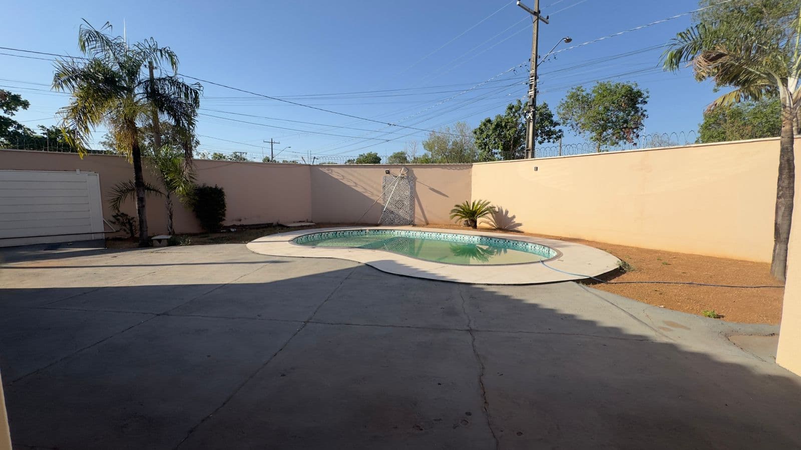 Casa de Esquina com 3 Suítes e Piscina à Venda na 509 Sul – Palmas/TO