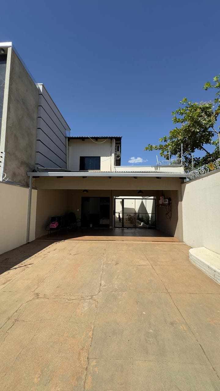 Casa Térrea de Alto Padrão à Venda na 405 Sul – Palmas/TO