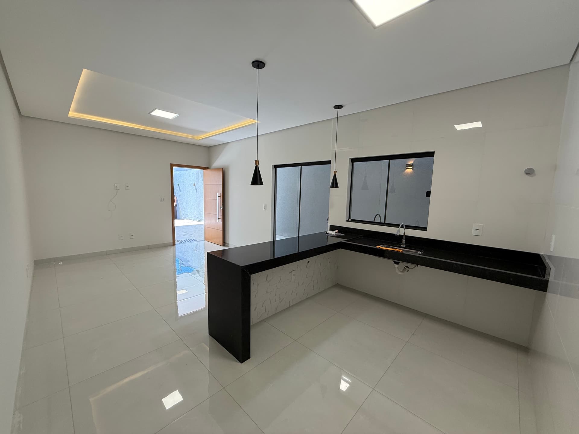Casa 3 quartos com suíte e 2 vagas à venda na 1003 Sul em Palmas