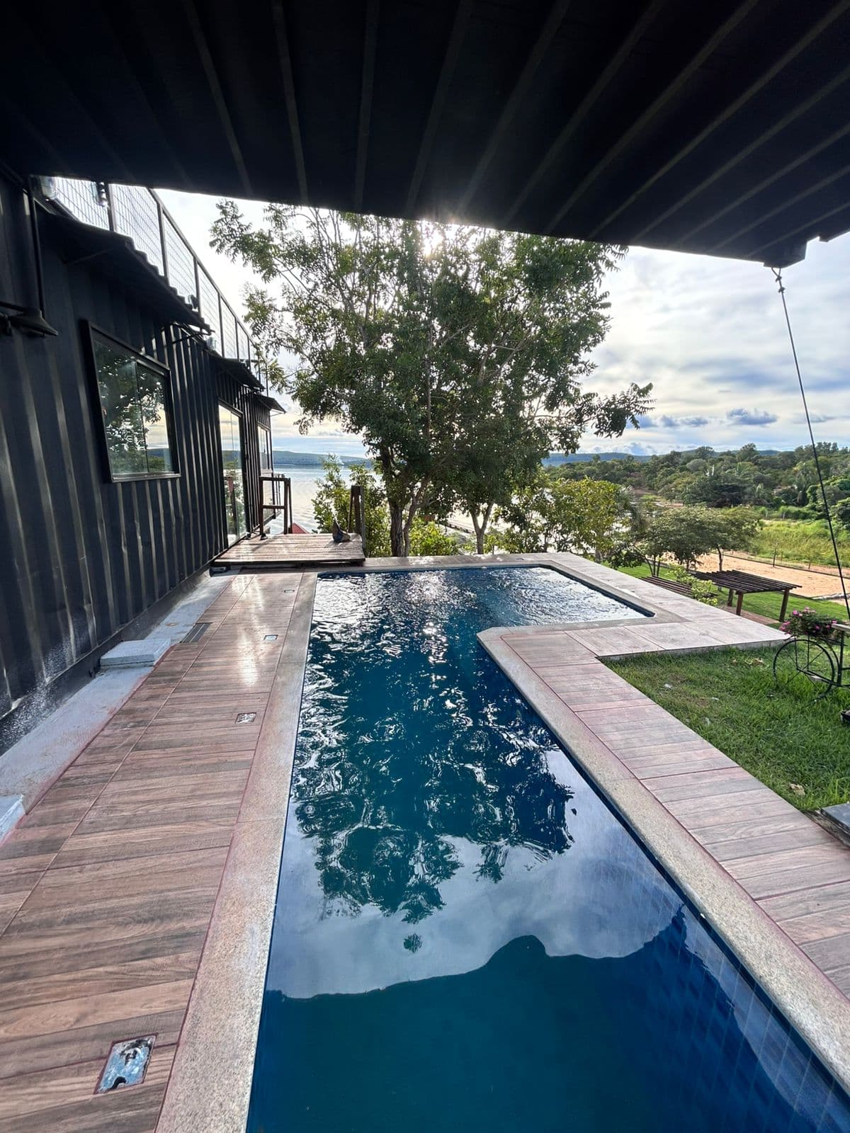 Chácara à beira do lago de Palmas com pier e área de lazer – km 31 sentido Lageado