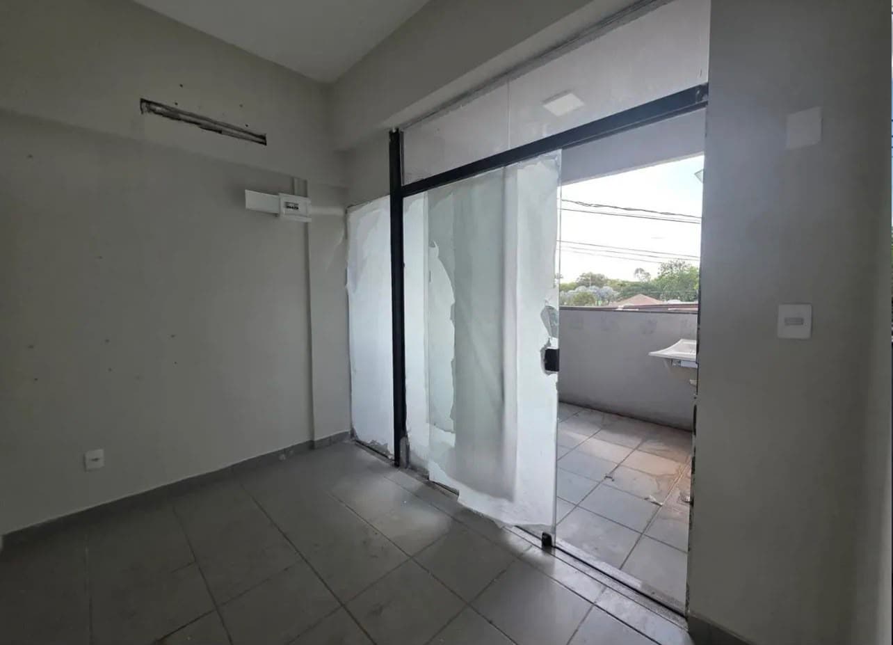 Salas Comerciais para Locação – 104 Sul | Sala 01, Sala 02, Sala 03