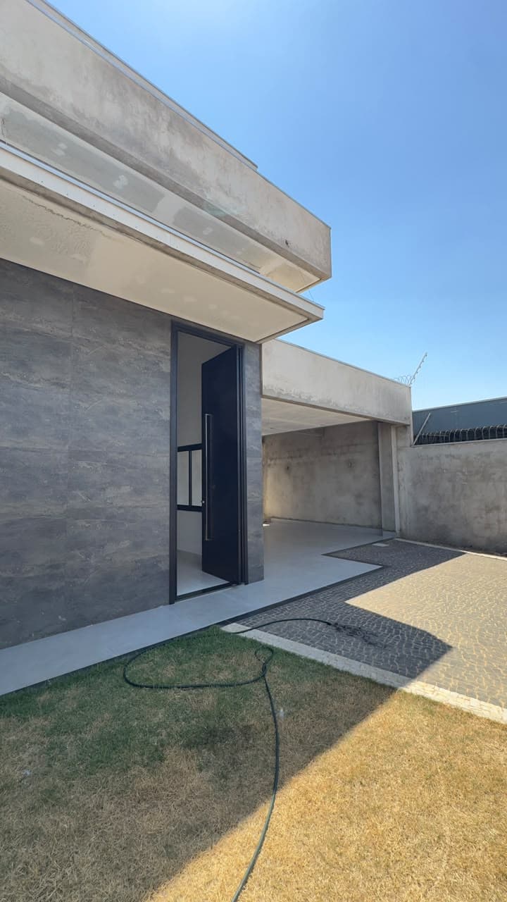 Casa de alto padrão com 3 quartos à venda na 1504 Sul – Palmas/TO