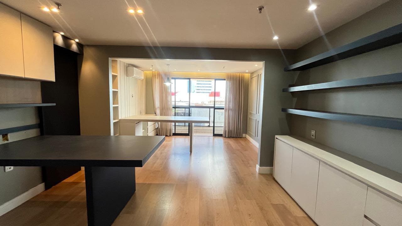 Sala comercial mobiliada para locação no Cosmopolitan – Avenida Siqueira Campos, Palmas