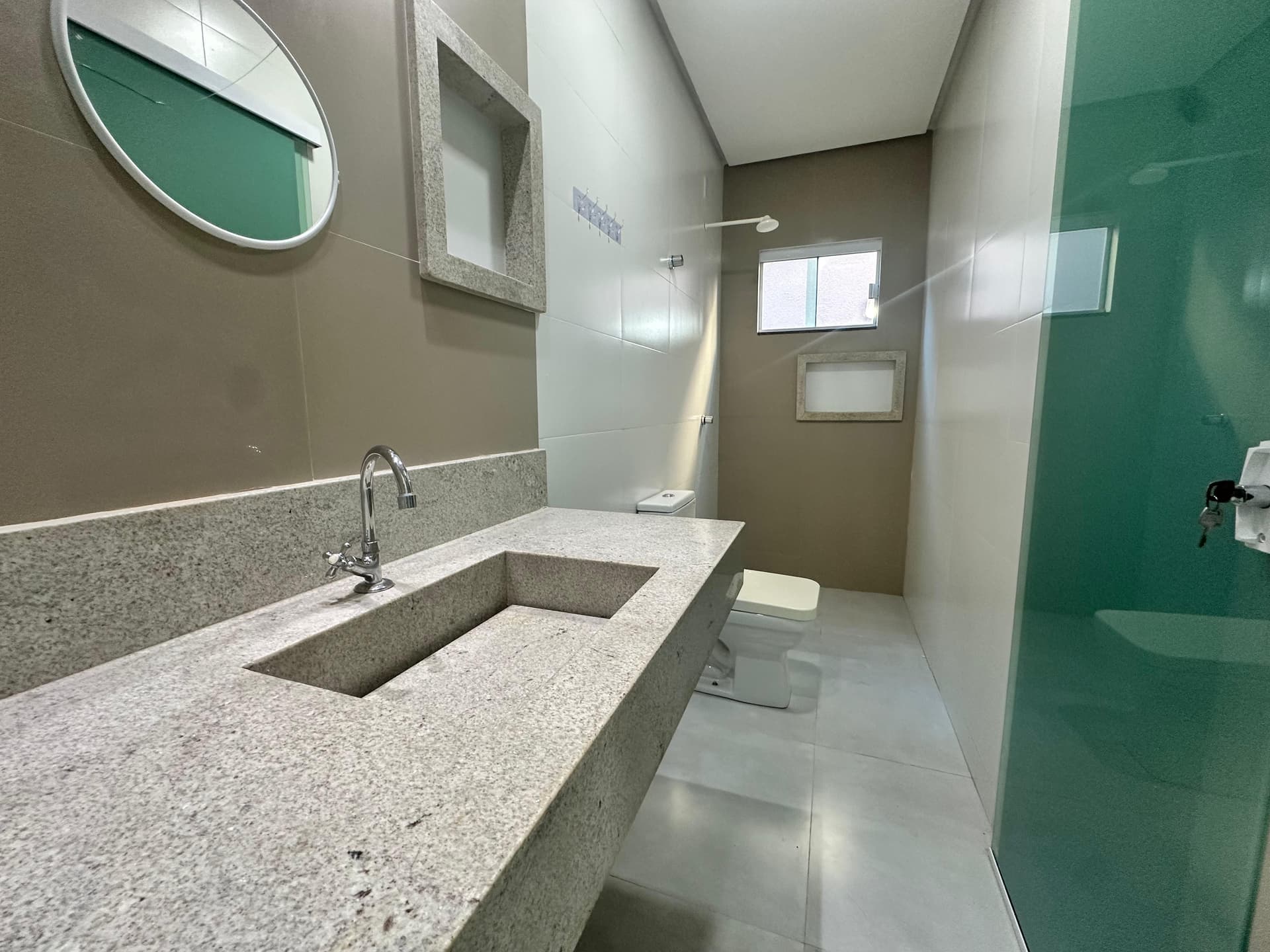 Casa de alto padrão à venda na 1105 Sul com 4 quartos e piscina