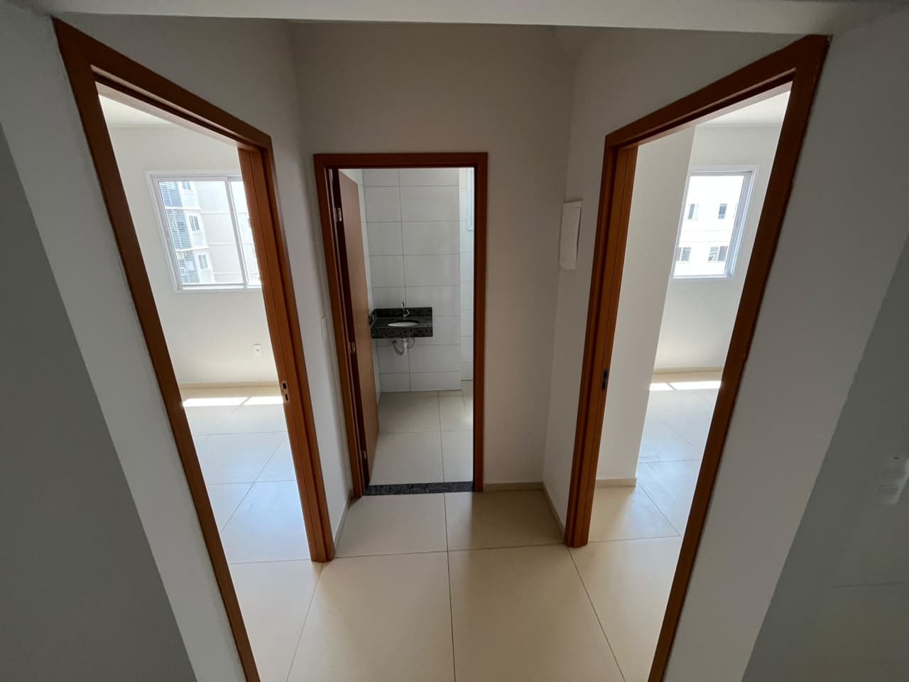 Apartamento 2/4 no Brisas do Lago com codominio incluso e IPTU