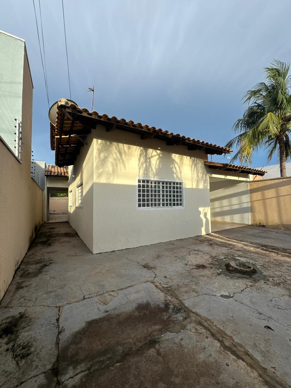 Casa com 3 Quartos, Quintal Amplo e Laje à Venda na 1404 Sul – Palmas/TO