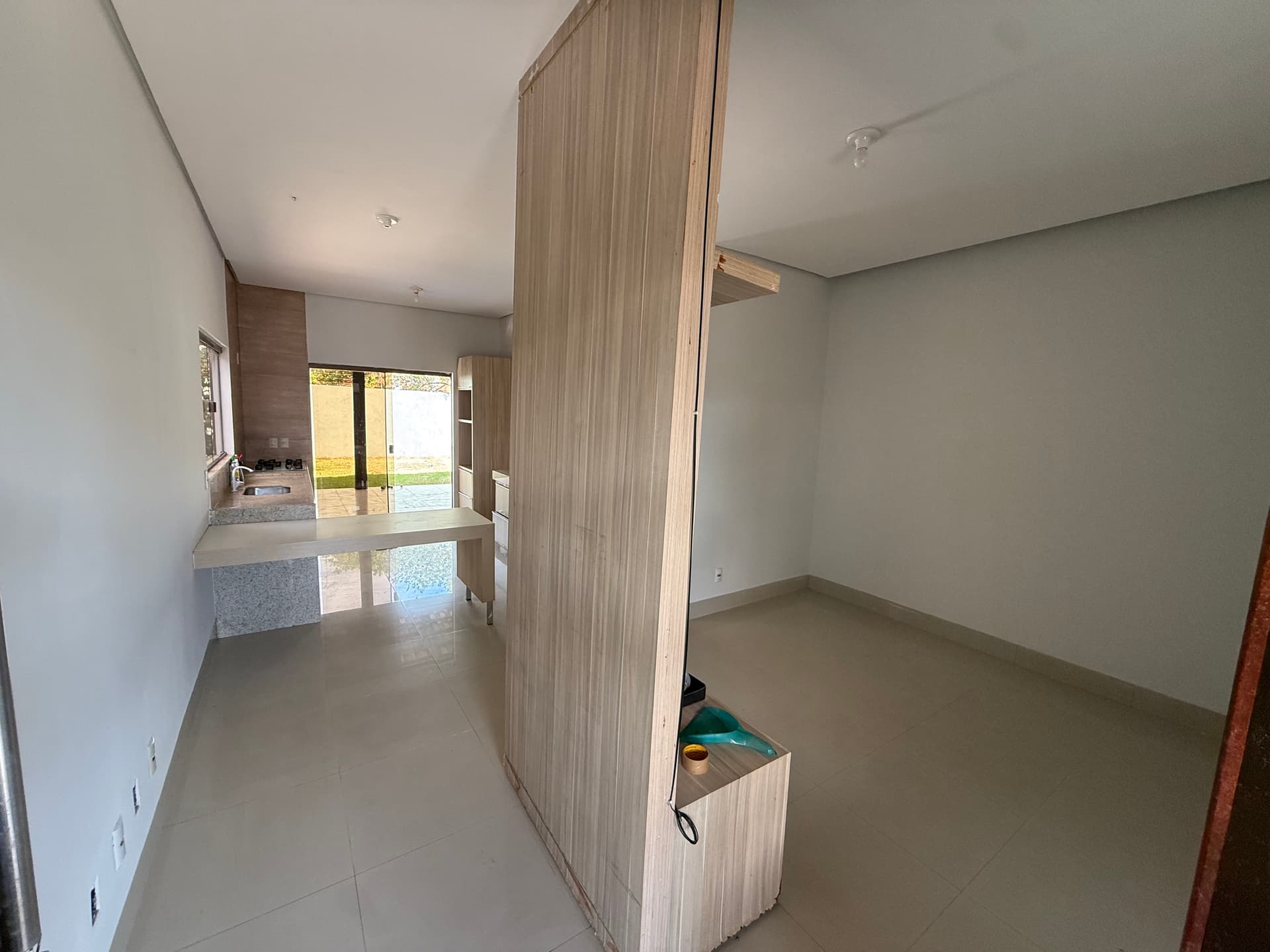 Casa à Venda na 1006 Sul 2 quartos sendo 2 suíte Palmas/TO