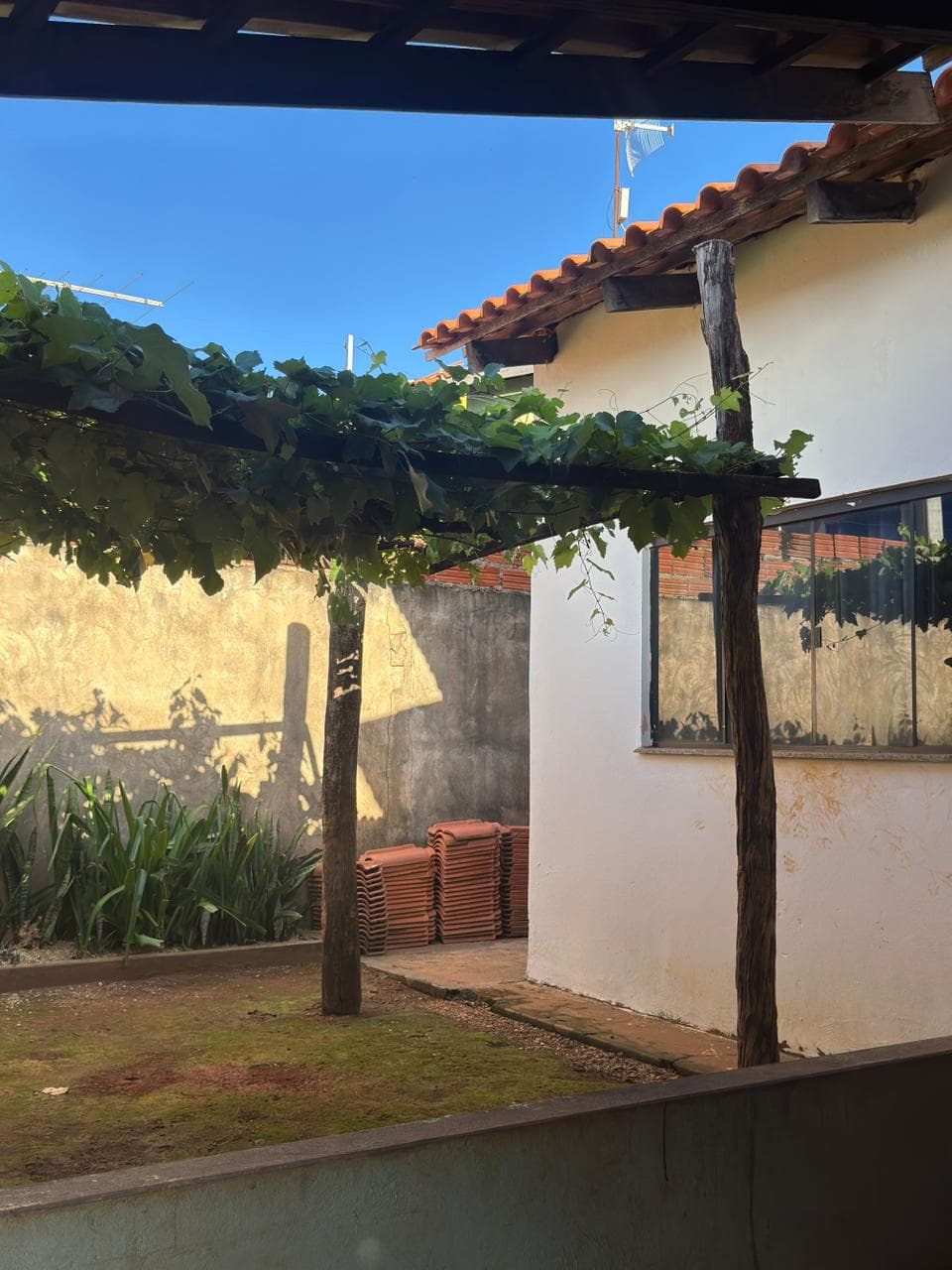 Casa 3 quartos com suíte em lote amplo na 1304 Sul em Palmas – 313 m² de terreno