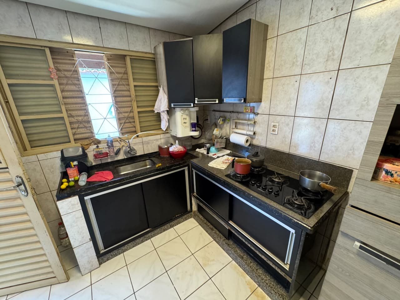 Casa térrea à venda na 1005 Sul (ARSO 102) com 3 quartos e suíte