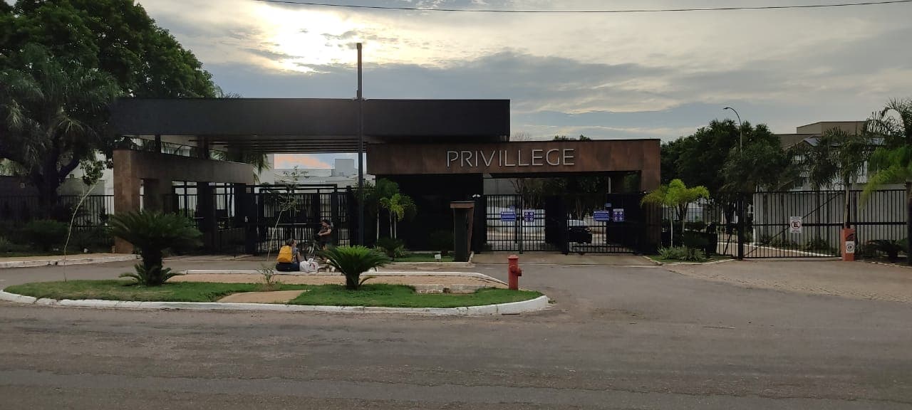 Sobrado de Luxo no Condomínio Privillege - 6 Suítes - Vista para o Lago