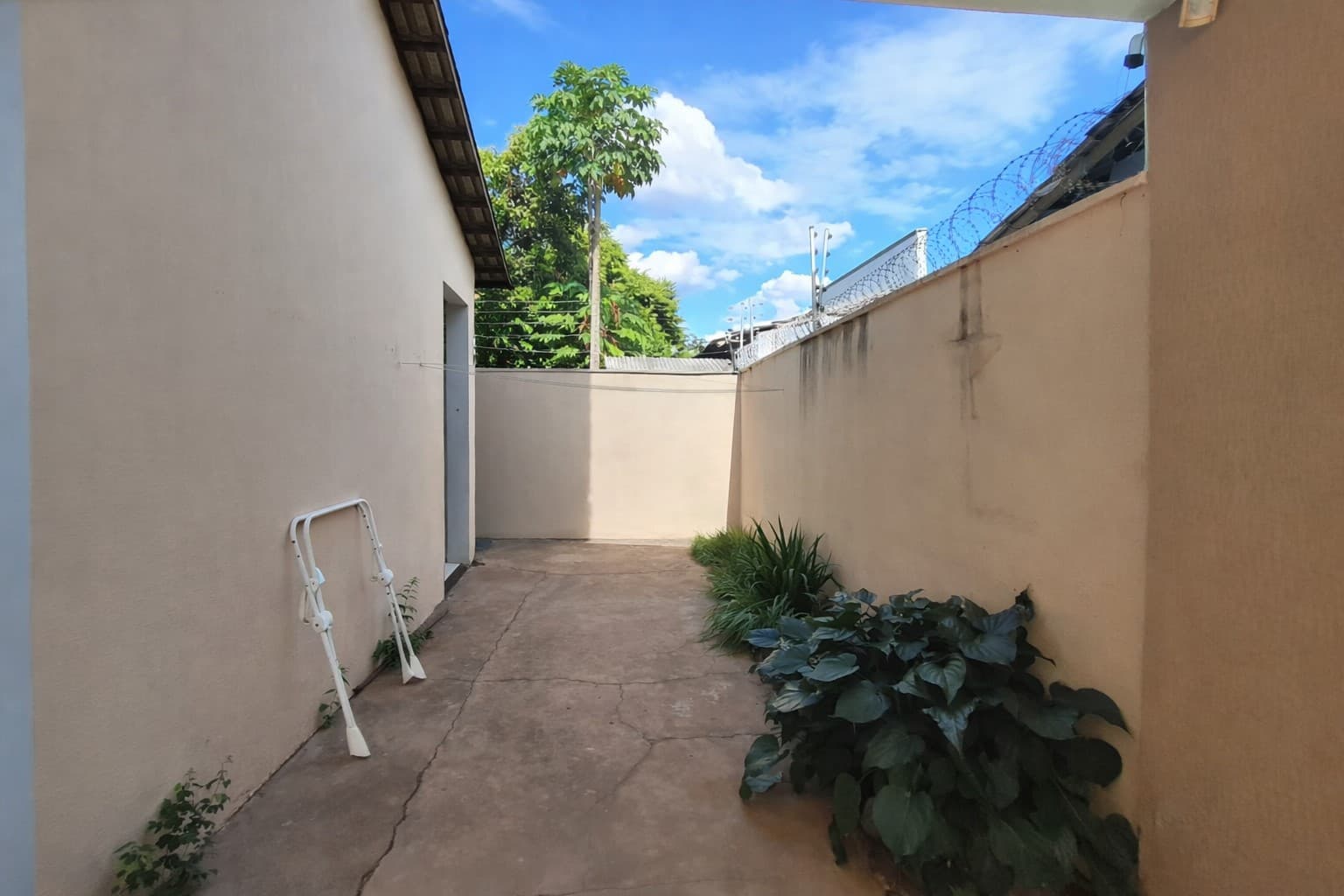 Casa Nova com 2 Quartos e Quintal para Piscina na 509 Sul – Palmas/TO