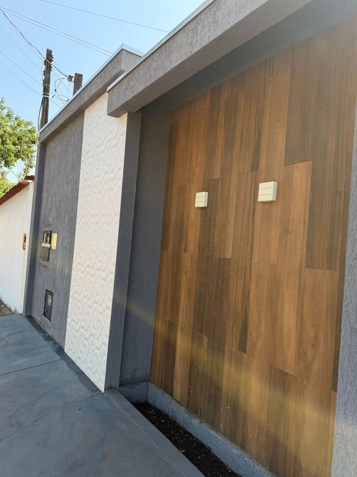 Casa ampla e confortável com 6 quartos na região norte com placa solar