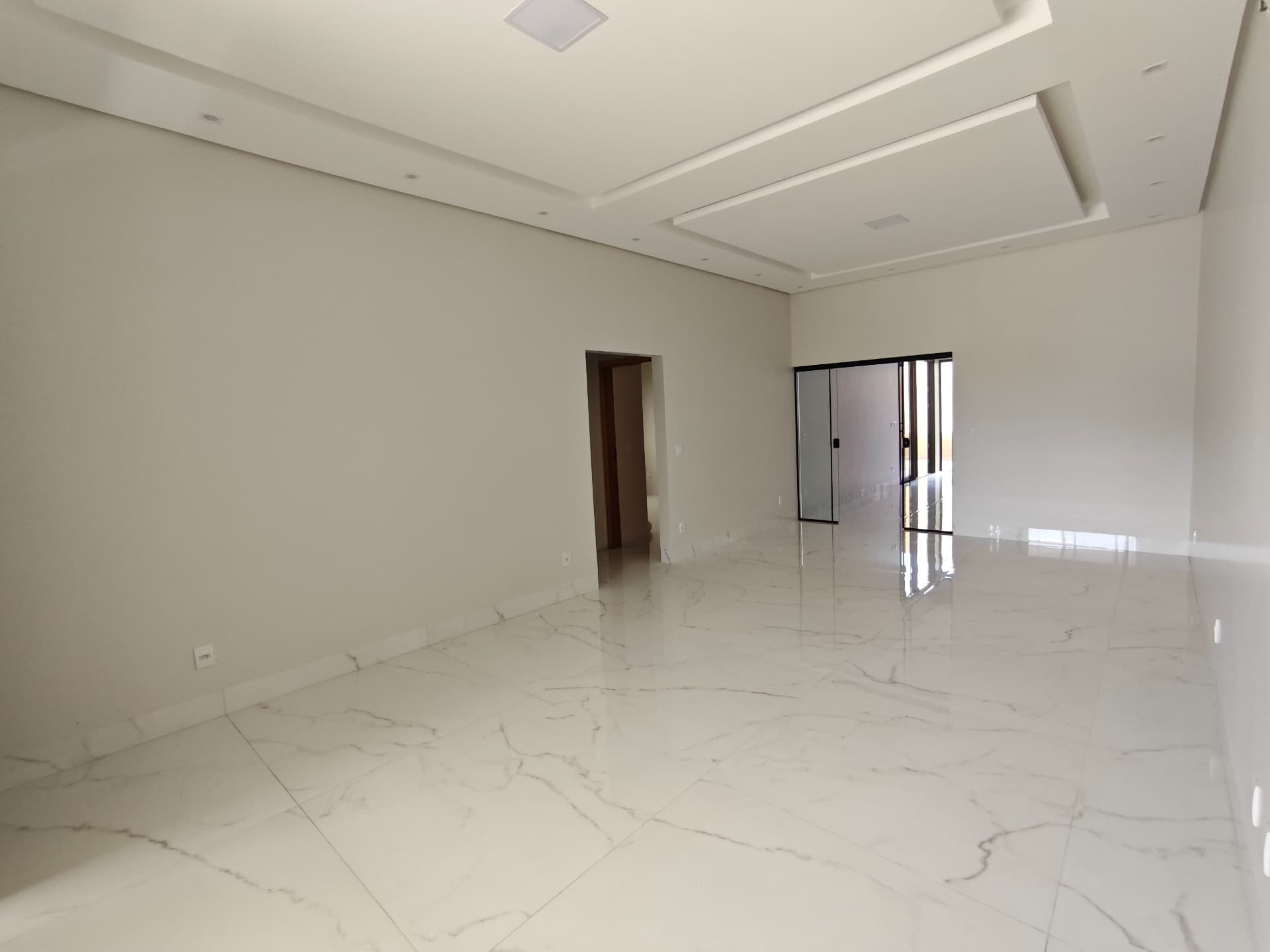 Casa alto padrão com 3 quartos, piscina e energia solar na 1503 Sul em Palmas