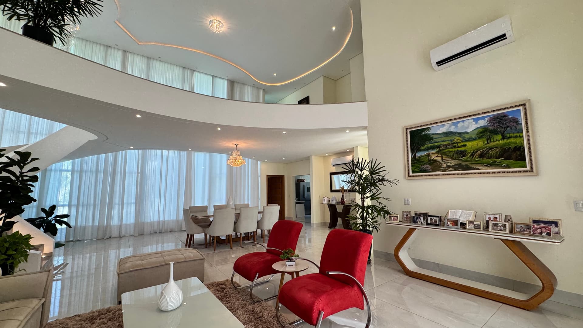 Casa de alto padrão à venda no Residencial Polinésia com 550 m² em Palmas/TO