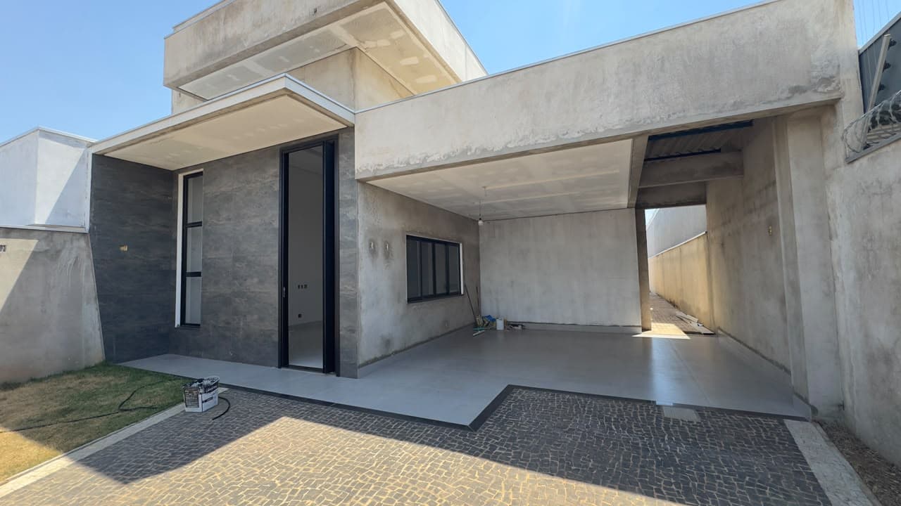 Casa de alto padrão com 3 quartos à venda na 1504 Sul – Palmas/TO