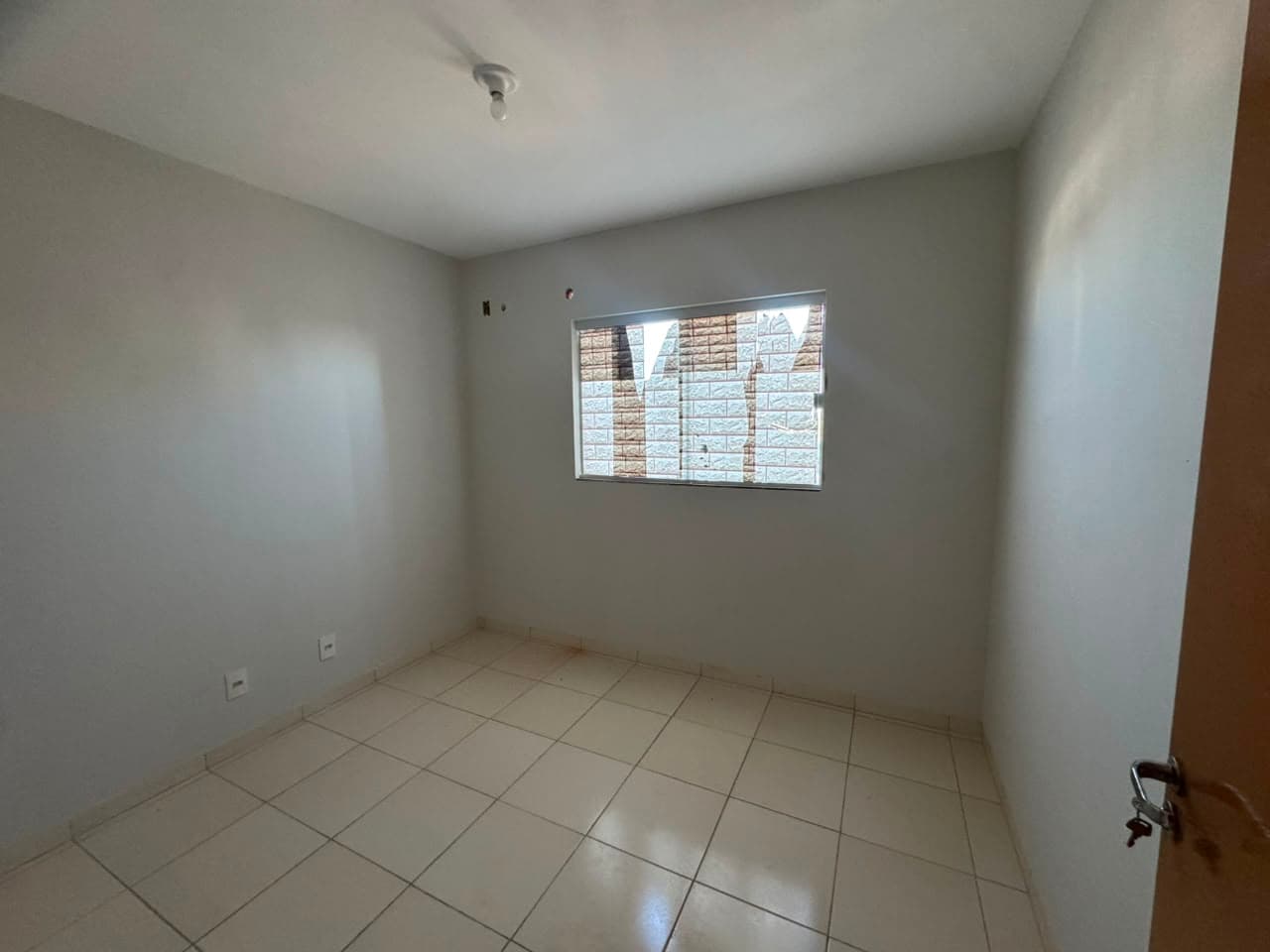 Apartamento de 2 quartos, com suíte no Residencial Boulevard na 704 Sul em Palmas