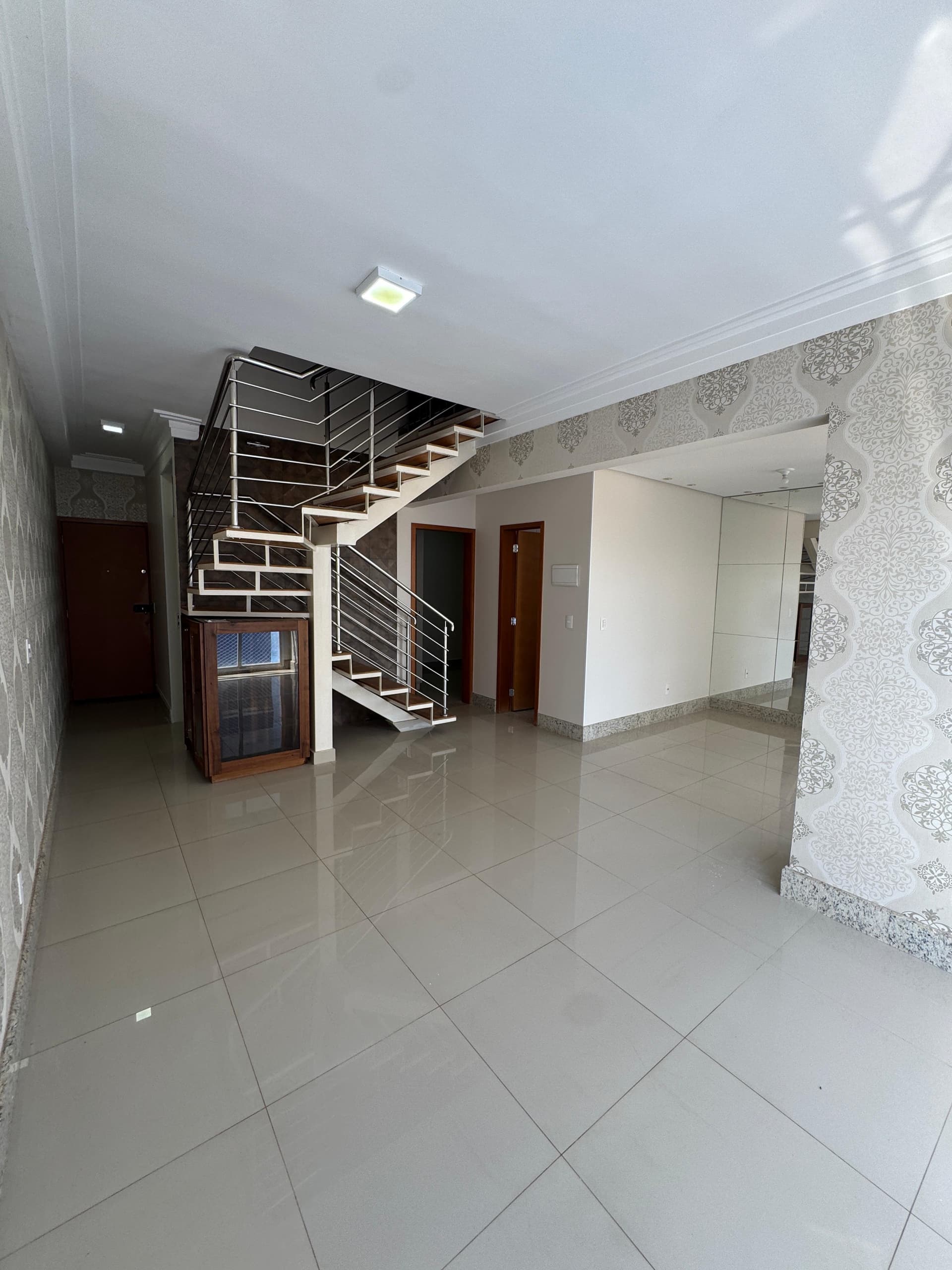 Cobertura duplex 4 suítes com churrasqueira na 305 Sul – Residencial Isadora em Palmas