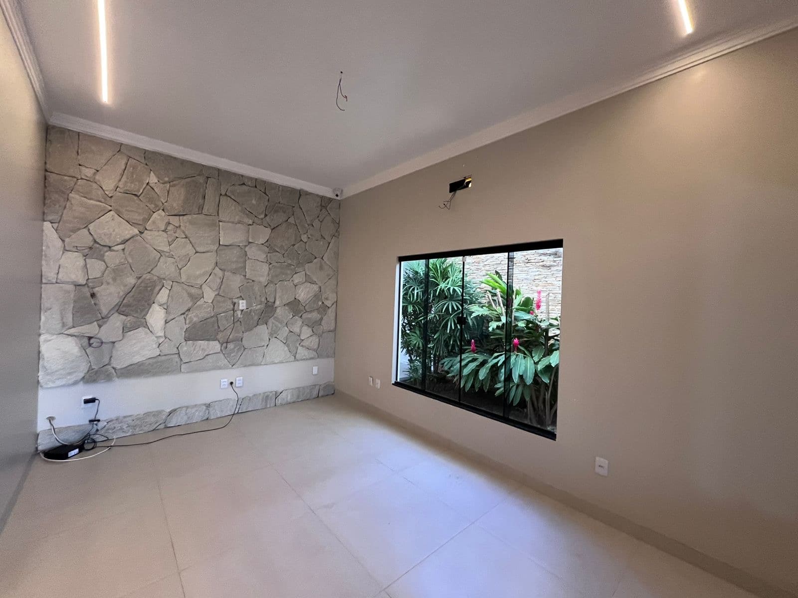 Casa de 3 quartos sendo 2 suíte à Venda na 603 Sul – Palmas/TO
