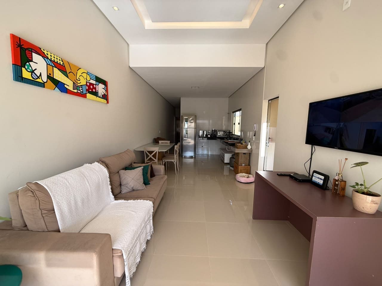 Casa com piscina, 2 quartos (1 suíte) na Quadra 1406 — perto do futuro Shopping Veredas do Lago