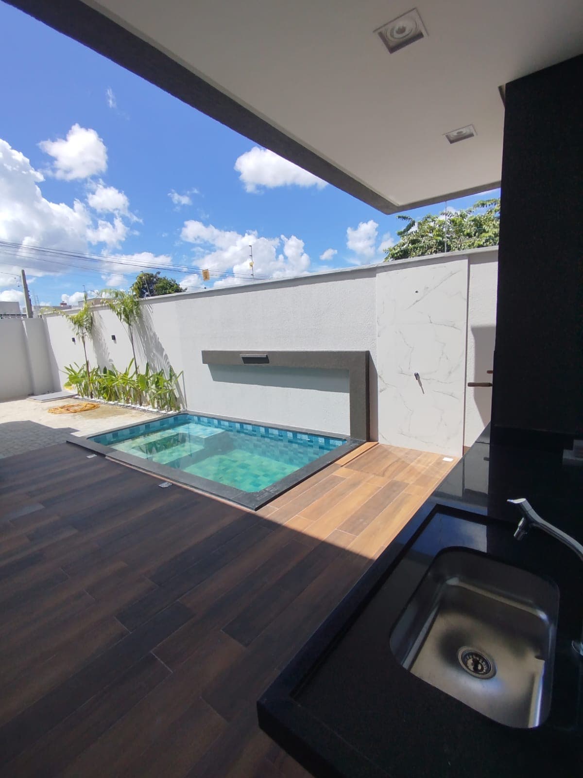 Casa nova 3 quartos com suíte, piscina e área gourmet na 1503 Sul em Palmas