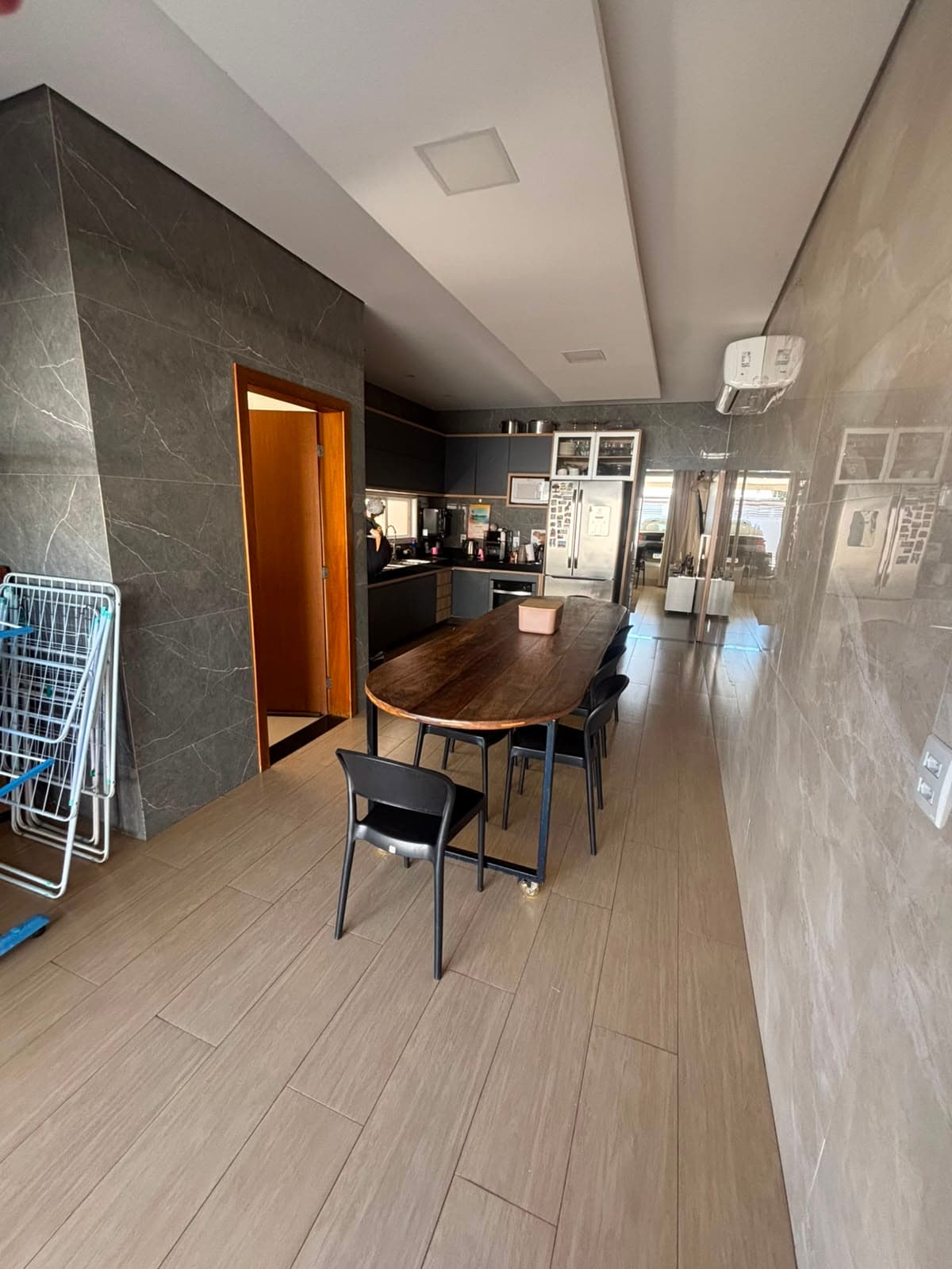 Casa à Venda com 4 Quartos na 605 Sul (ARSO 62) – Palmas/TO