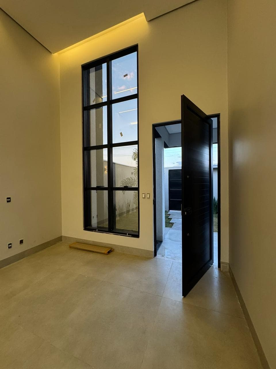 Casa de alto padrão com 3 quartos e piscina aquecida à venda na 1503 Sul – Palmas/TO