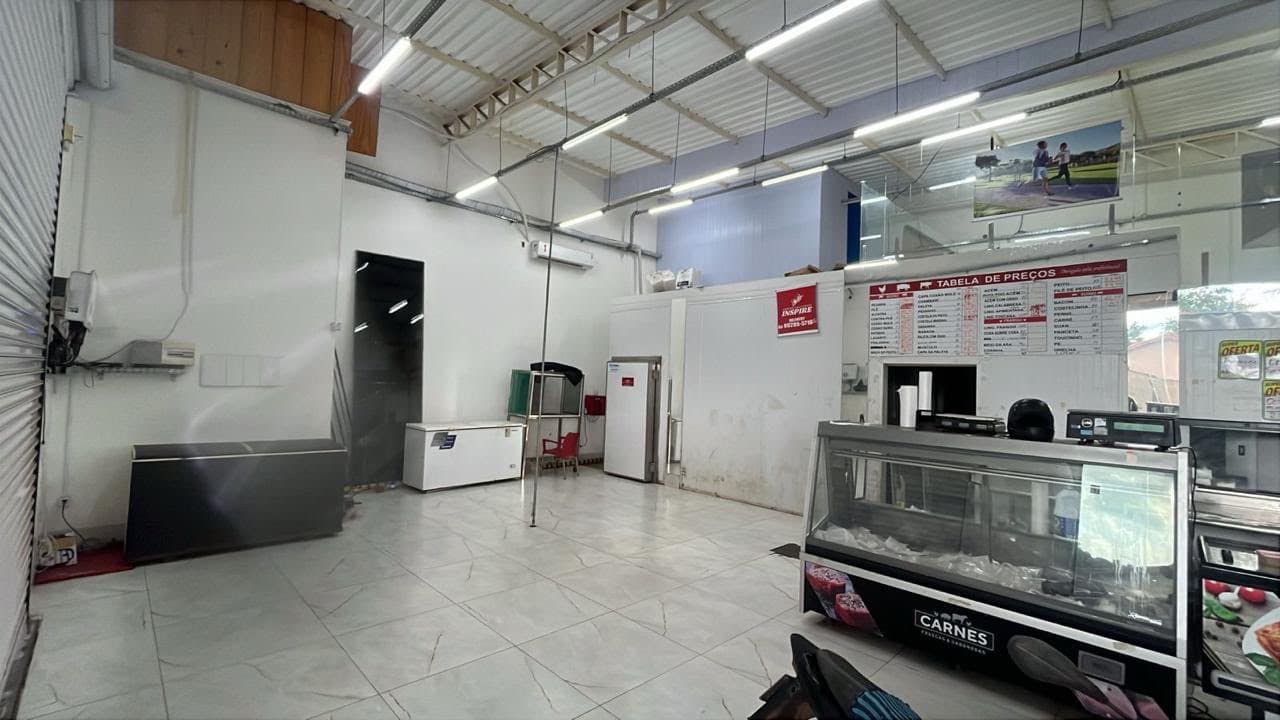 Prédio comercial à venda no Centro de Taquaralto com renda e energia solar – Palmas/TO