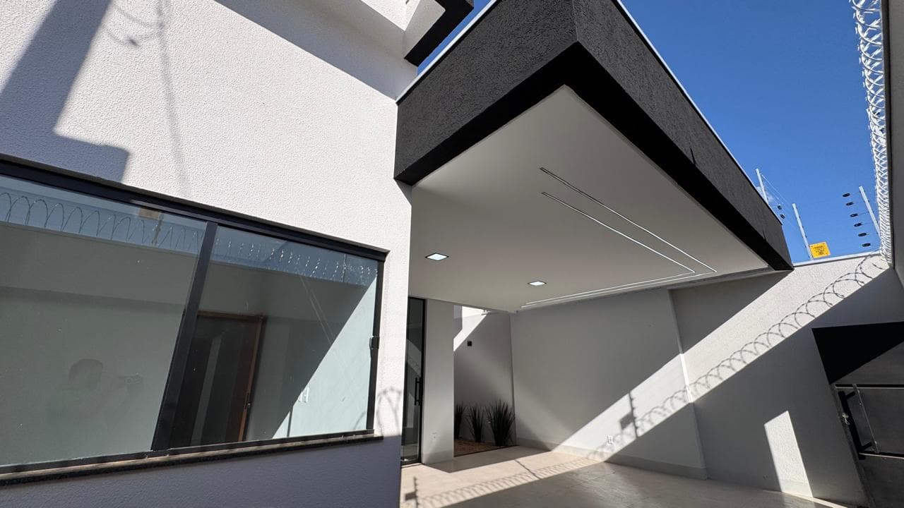 Casa com 3 quartos sendo 1 suíte, à venda na quadra 1503 sul, em Palmas – TO