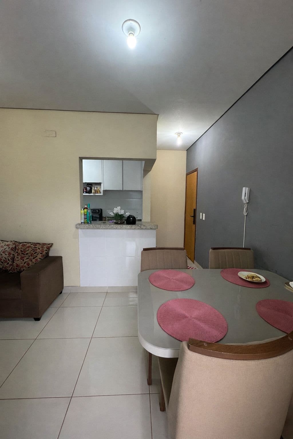 Apartamento mobiliado 3 quartos com suíte na 605 Sul em Palmas