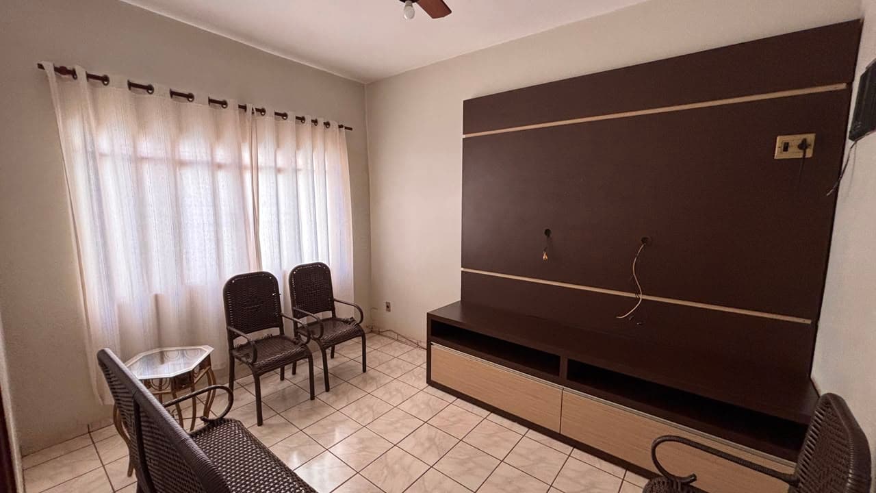 Casa à venda na 108 Sul com 4 quartos e churrasqueira – Palmas/TO