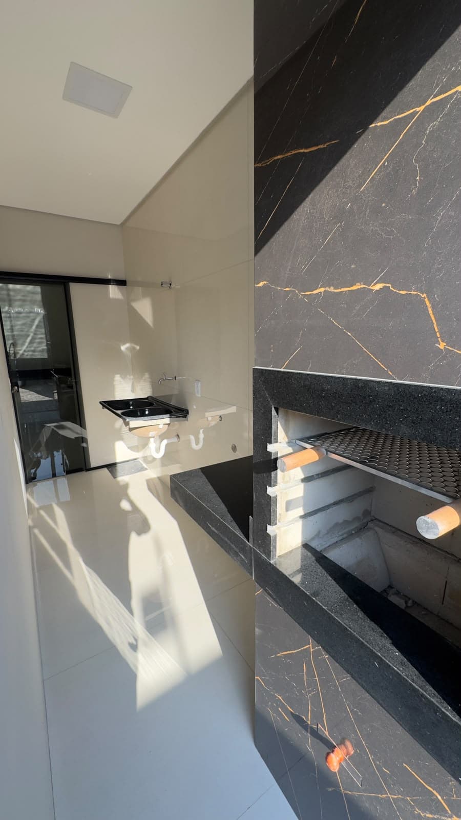 Casa com 2 quartos e área gourmet à venda na 1603 Sul – Palmas/TO