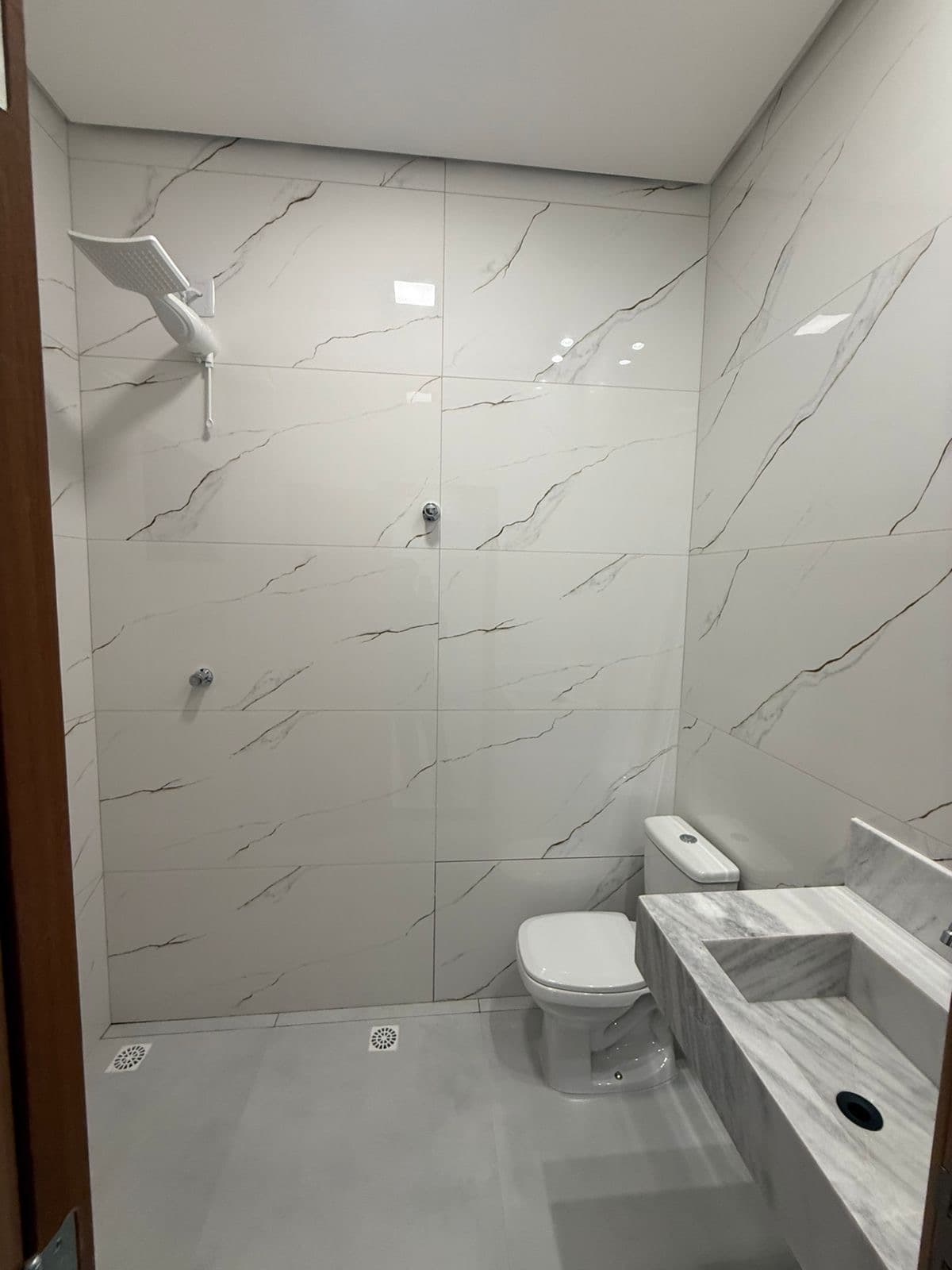 Casa Moderna com 3 Suítes à Venda na 1003 Sul – Palmas/TO