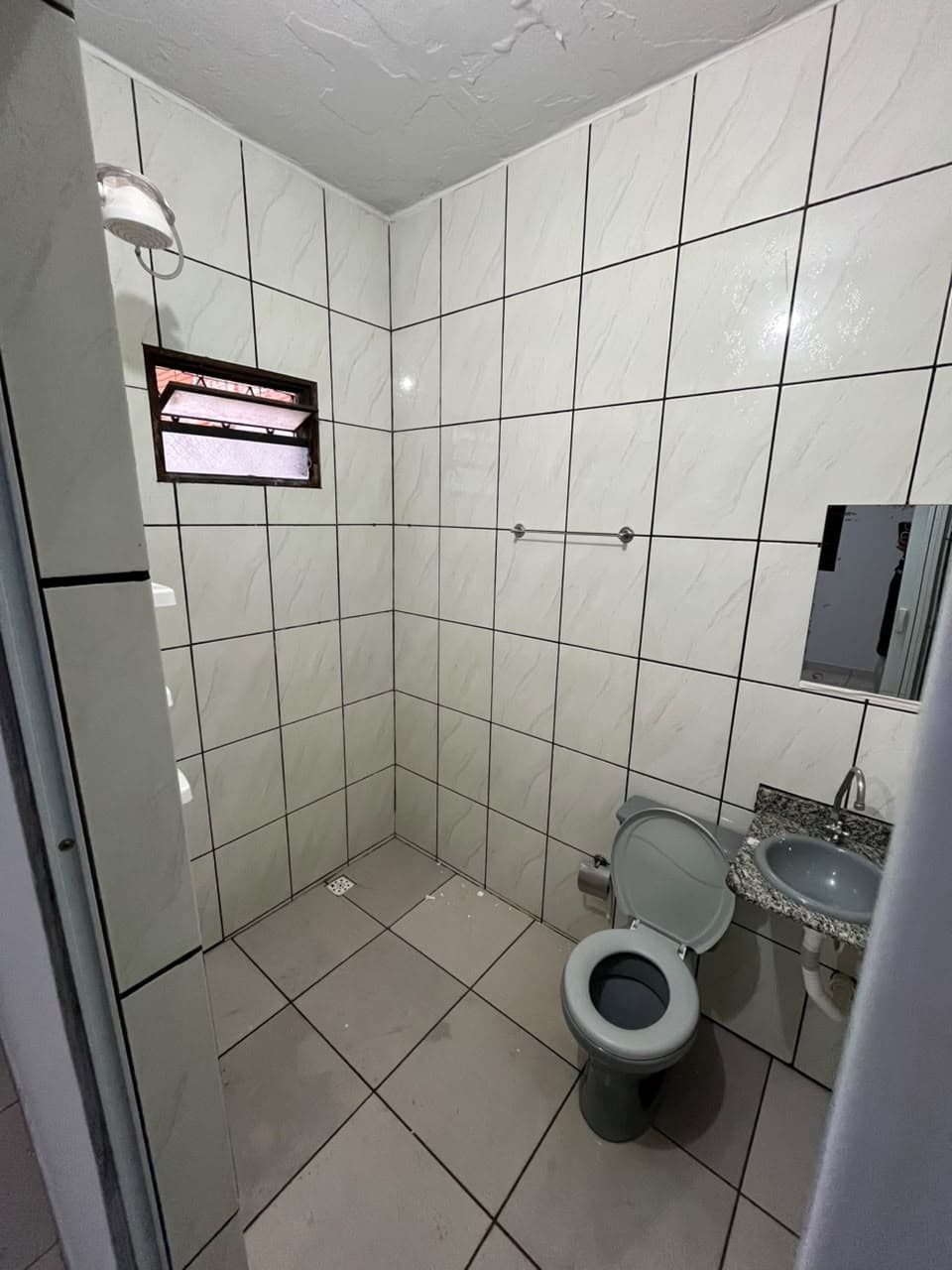 Kitnet com 2 Cômodos e Garagem Coberta na 1104 Sul – Palmas-TO