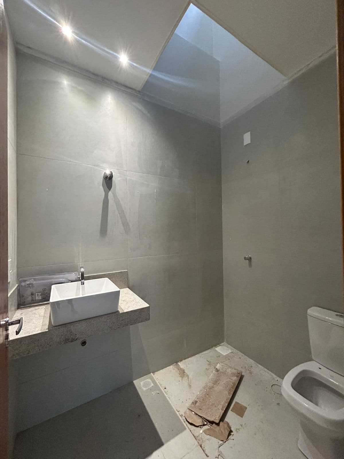 Casa com suíte e localização estratégica na ARSE 151 (1503 Sul) em Palmas