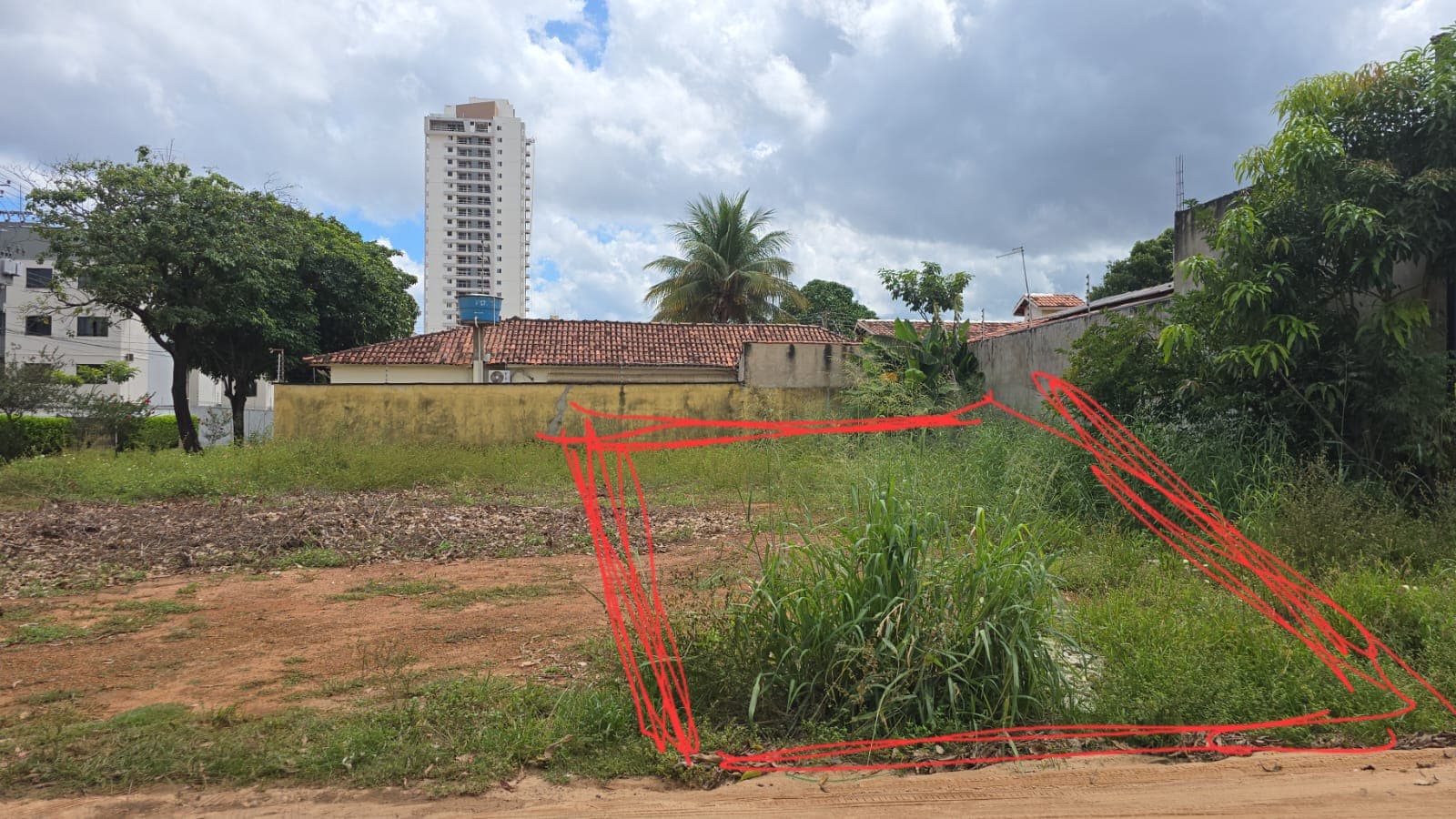 Lote à Venda na 806 Sul em Palmas – TO