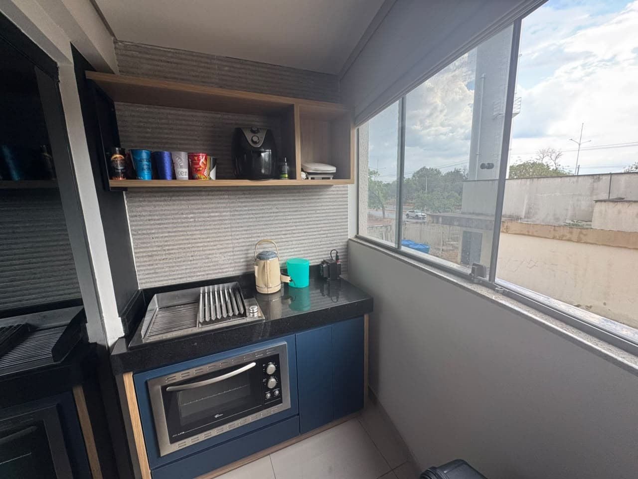 Apartamento à venda na 704 Sul com 2 quartos e sacada com churrasqueira