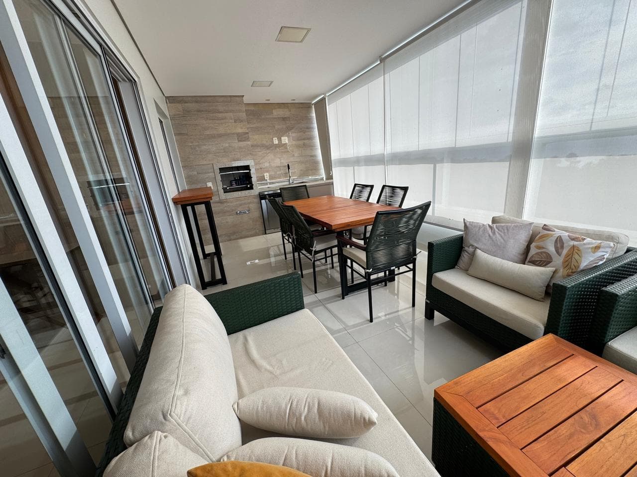 Apartamento de alto padrão 3 suítes no Imperador do Lago na Orla Graciosa