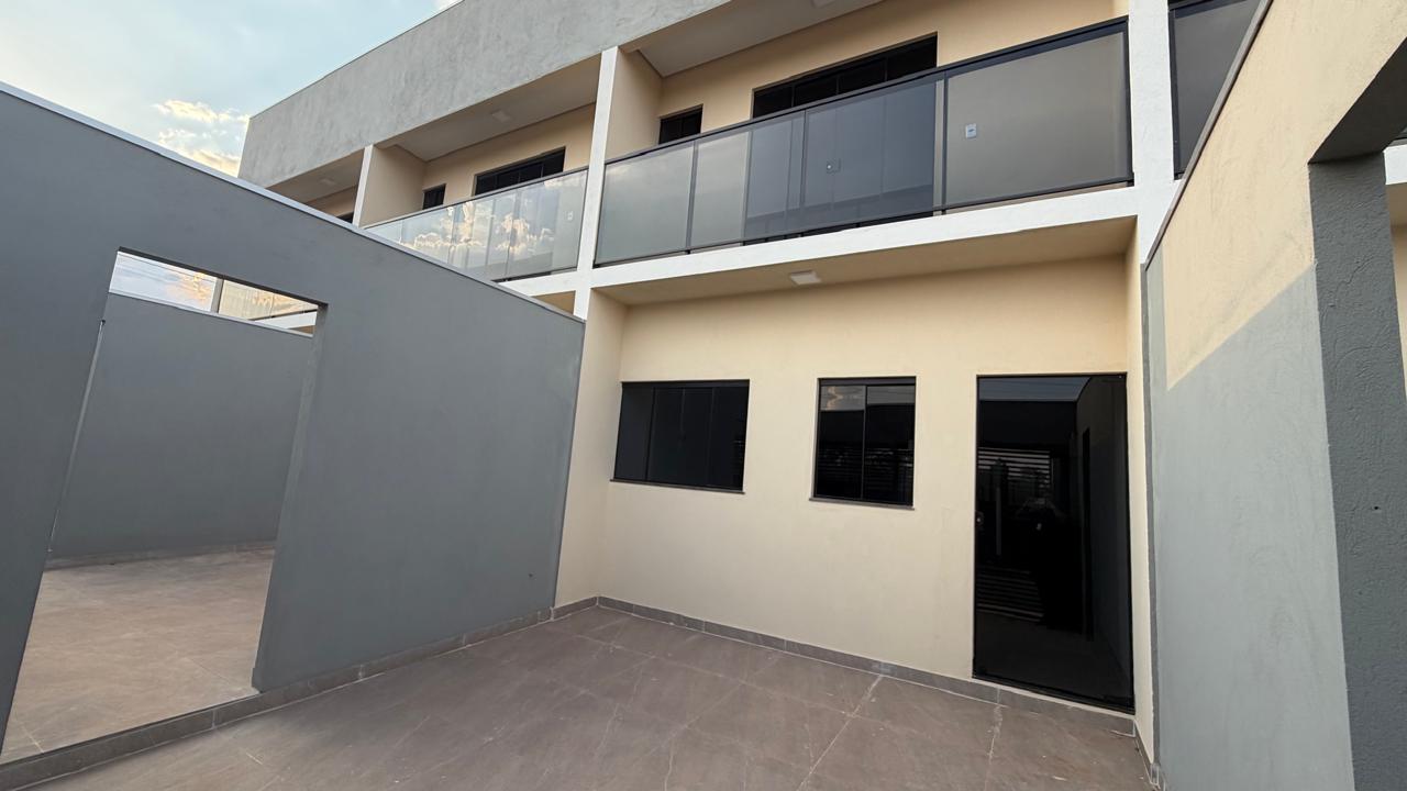Sobrado com 2 suítes e sacada à venda na 1506 Sul – Palmas/TO
