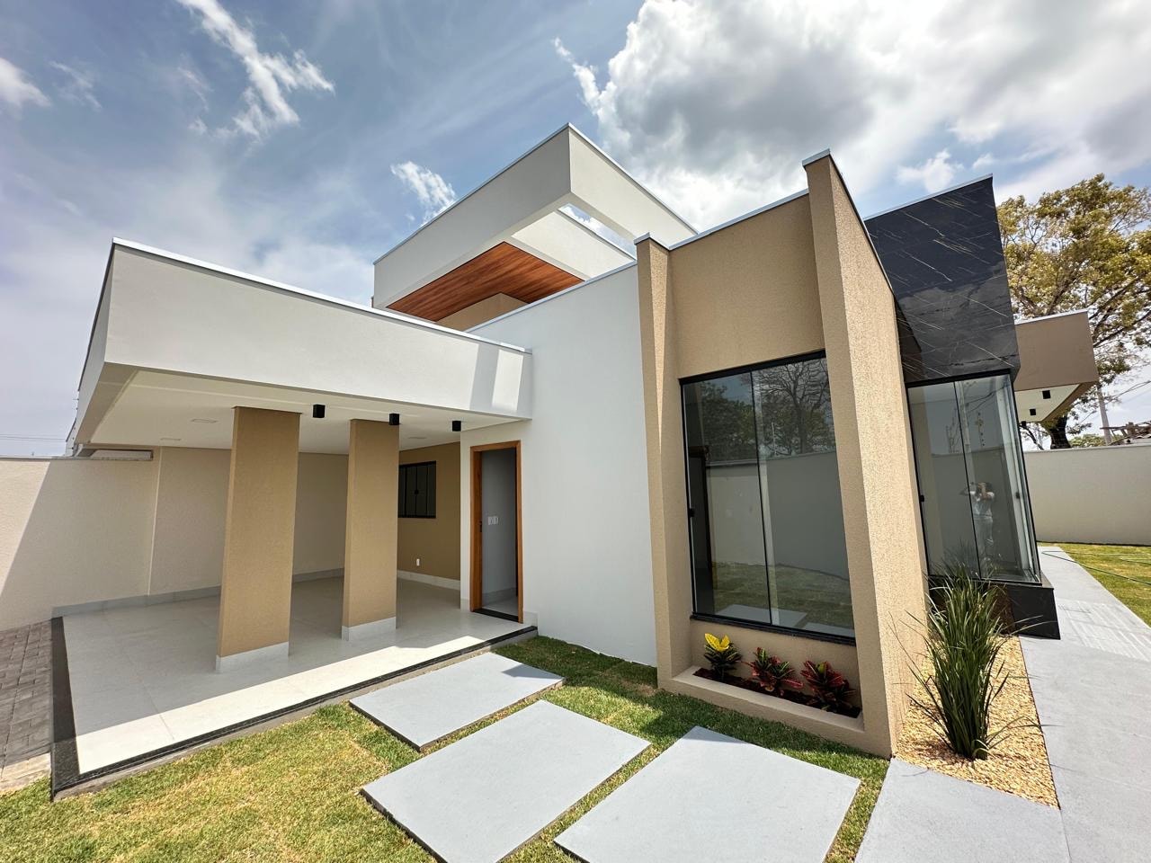 Casa moderna com 3 quartos, piscina e varanda gourmet na 1601 Sul em Palmas
