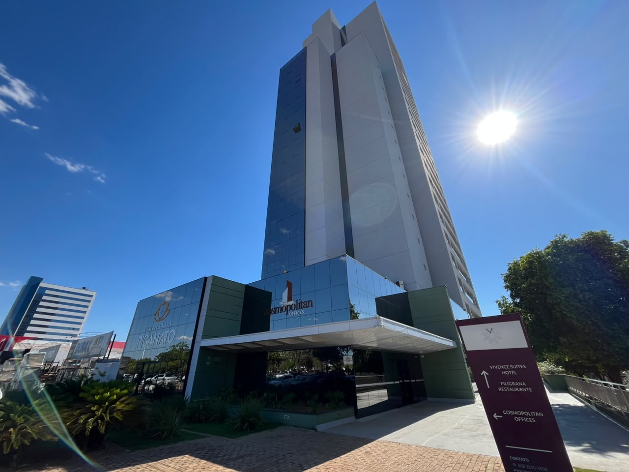 Sala comercial mobiliada para locação no Cosmopolitan – Avenida Siqueira Campos, Palmas