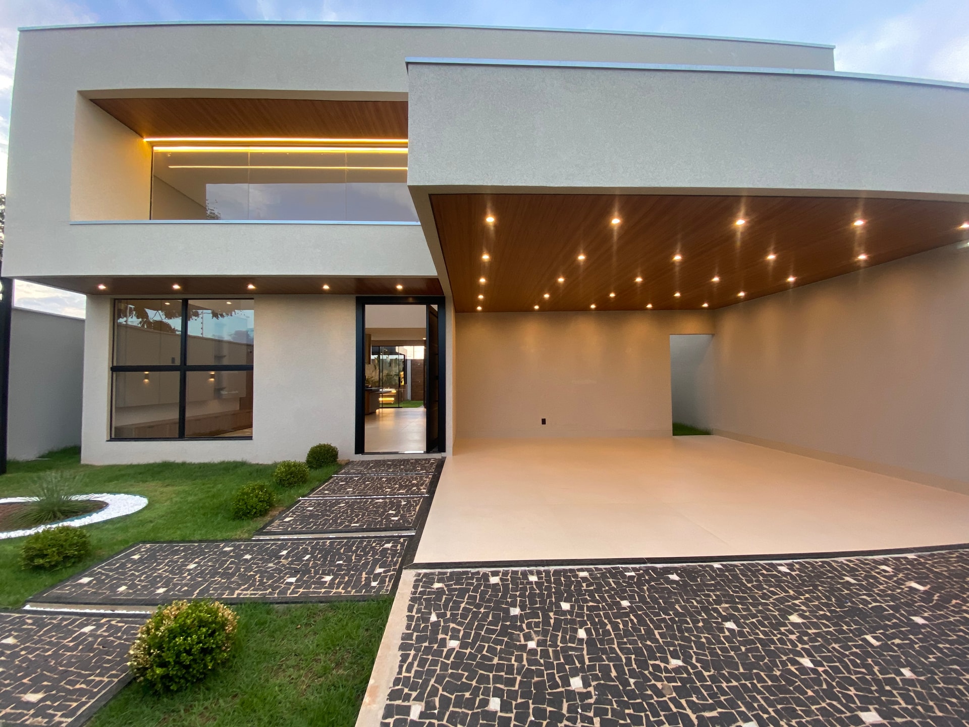 Casa alto padrão 3 quartos com suíte master, SPA e planejados na 1603 Sul em Palmas