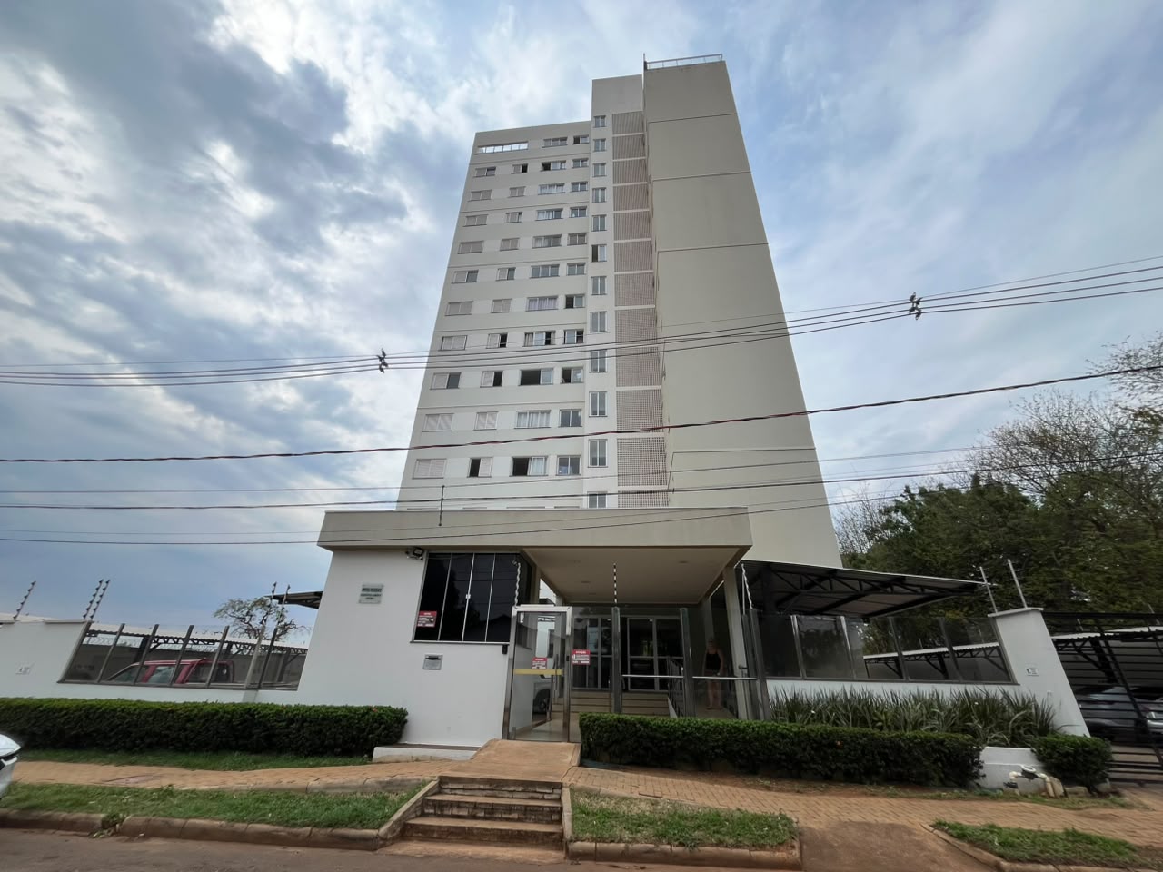 Apartamento 2 quartos com suíte para locação no Império Residence – 804 Sul, Palmas