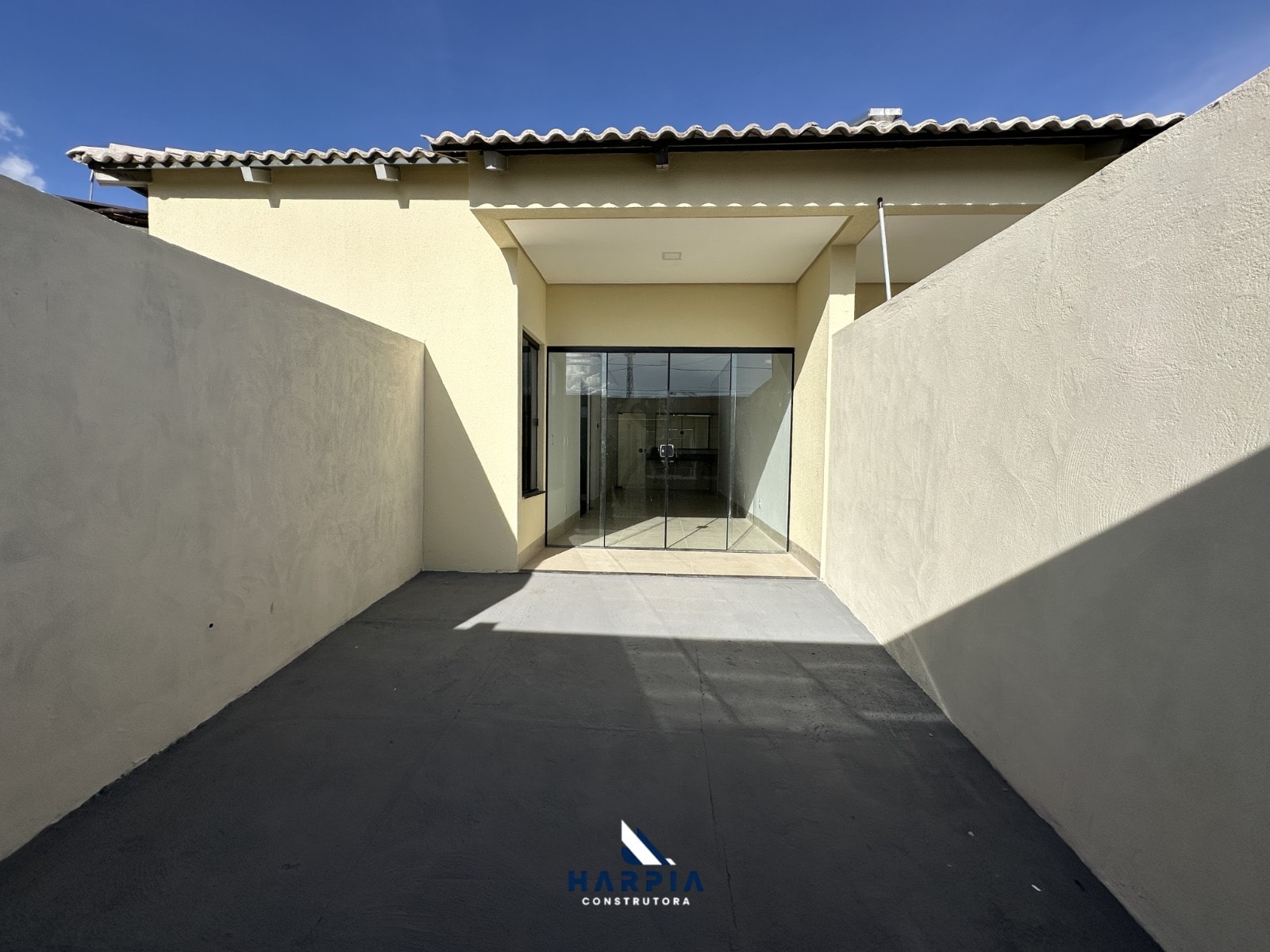 Casa em Condomínio com 2 Quartos à Venda no Jardim Santa Bárbara em Palmas – TO