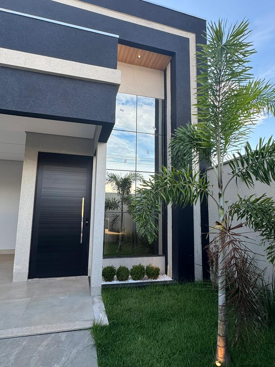 Casa de alto padrão com 3 quartos e piscina aquecida à venda na 1503 Sul – Palmas/TO