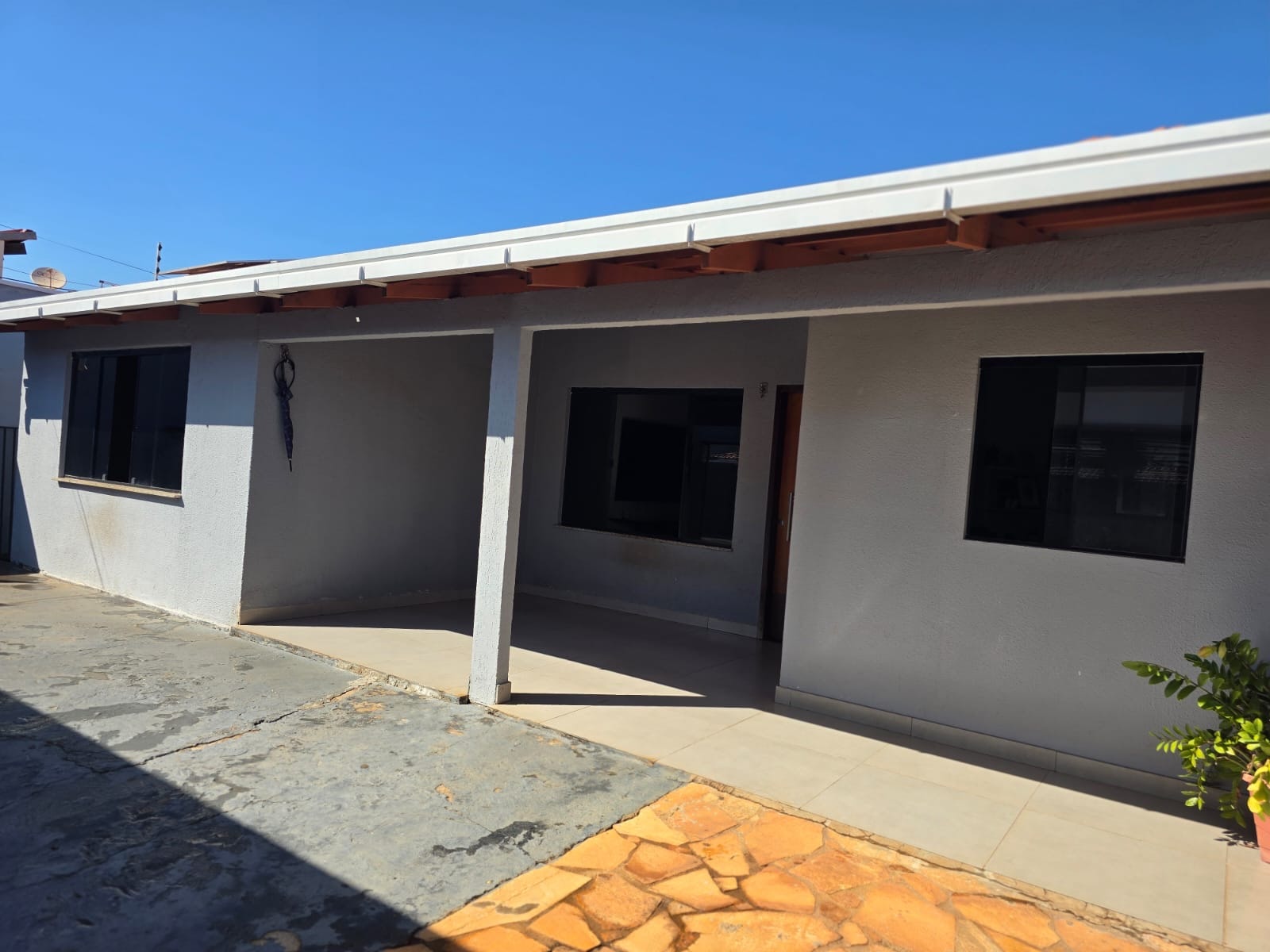 Casa com 3 Quartos, Escritório e Terreno de 360 m² à Venda na 110 Norte – Palmas/TO