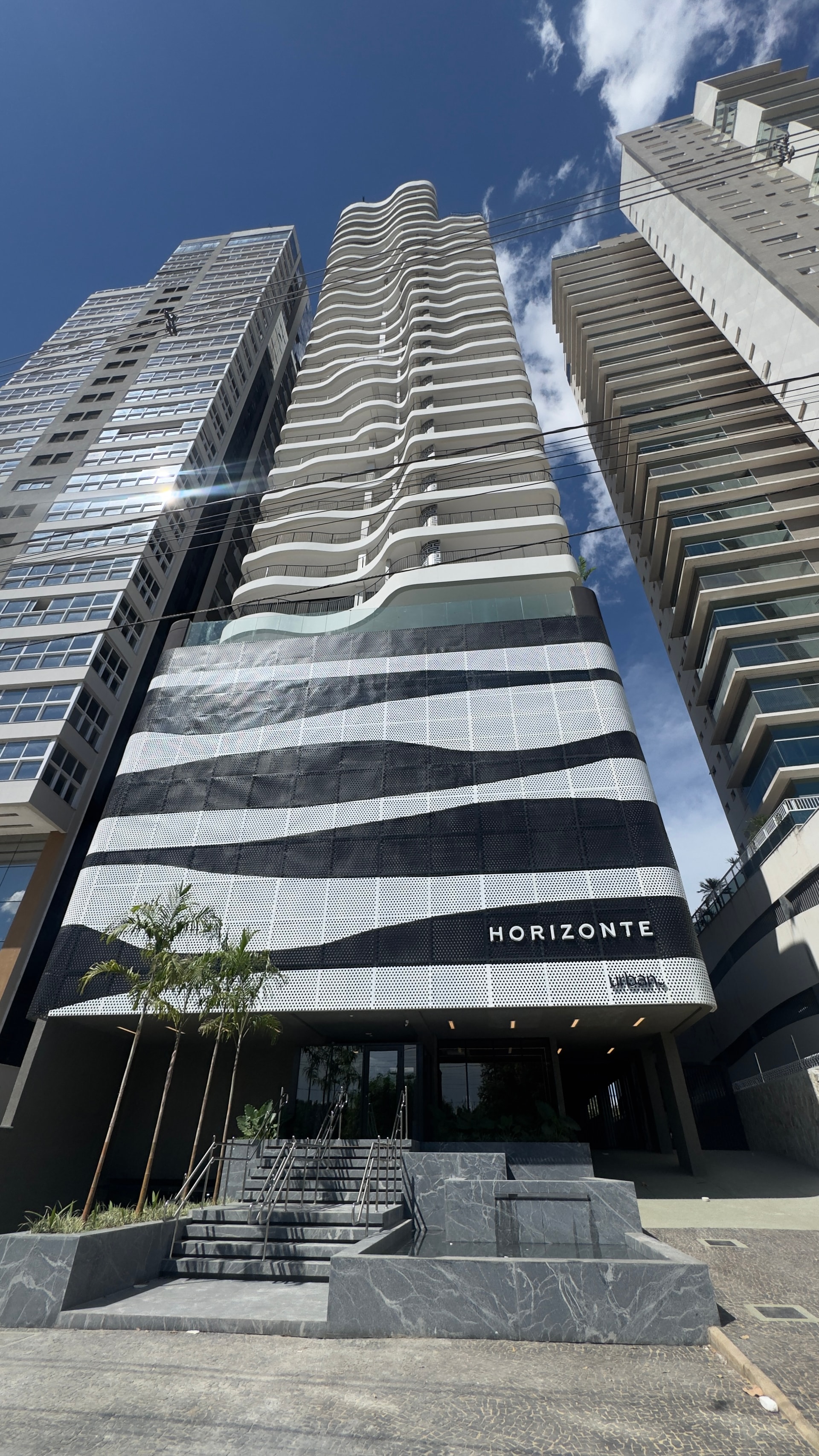 Apartamento de Alto Padrão com 4 Suítes à Venda no Horizonte Urban – Orla de Palmas